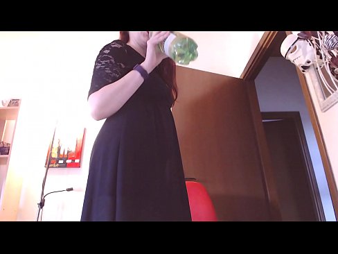 ❤️ En underdanig slave som elsker skitne og saftige truser blir tvunget til å onanere etter å ha sett denne videoen! ❤️ Porno fb hos oss ❤