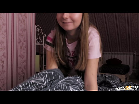 ❤️ Blondie suger BFF's dypt og får sperm i munnen ❤️ Porno fb hos oss ❤